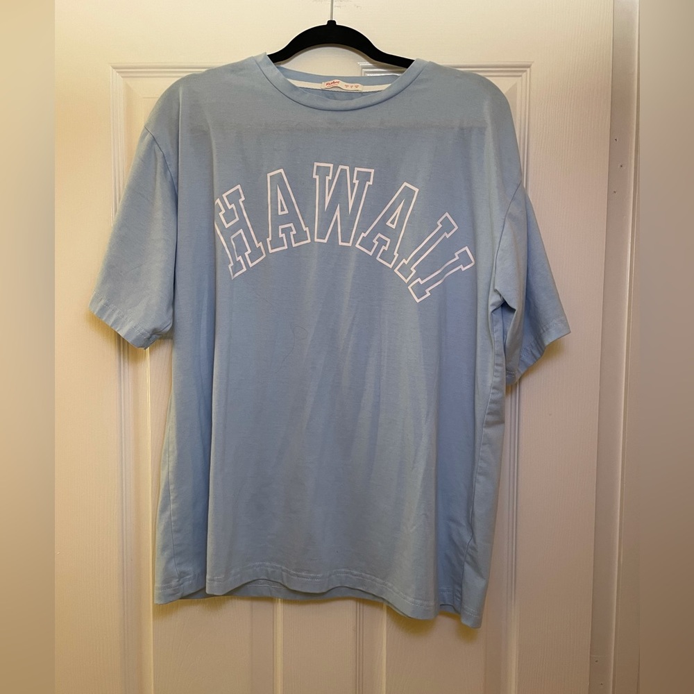 M ‘Hawaii’ TShirt (Fits as L)